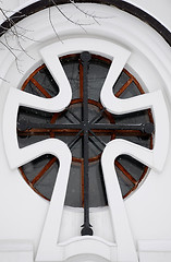 Image showing White Chapel Window