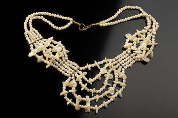Image showing Necklace of artificial pearls