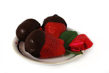 Image showing Strawberries in dark chocolate