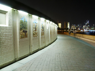 Image showing Along the Corniche