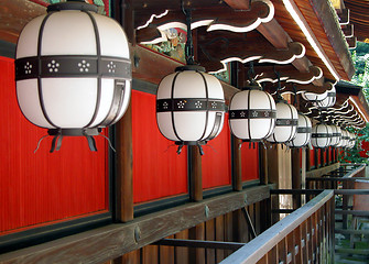 Image showing Interesting perspective with some Japanese lanterns-Kyoto,Japan