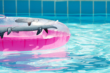 Image showing Pink inflatable round tube