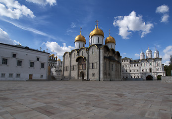 Image showing Cathedral of the Assumption in the Kremlin.