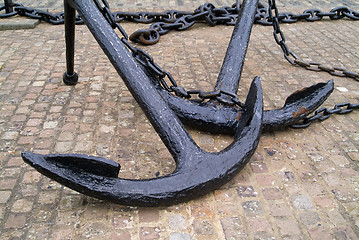 Image showing Anchors an chains