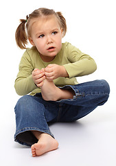 Image showing Little girl hurt her tiptoe