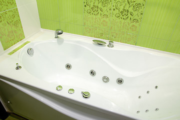 Image showing contemporary bathtub with hydromassage