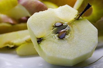 Image showing apples