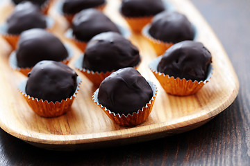 Image showing chocolate pralines