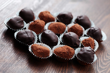 Image showing chocolate pralines