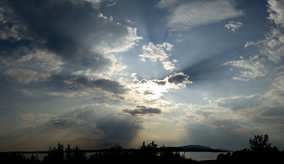 Image showing The cloudy sky with shine