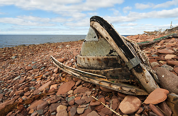 Image showing The old, broken boat