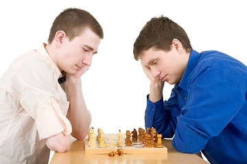 Image showing Men play chess