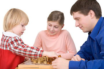 Image showing Man and children play chess