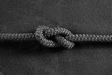 Image showing Knot on cord