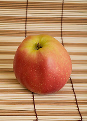 Image showing Red apple