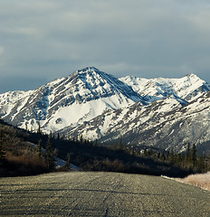 Image showing Road to the mountain