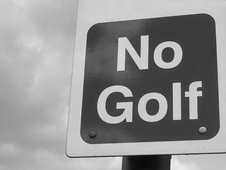 Image showing no golf sign b/w