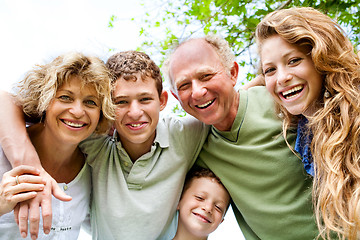 Image showing Grandparents having good time with grandchildren