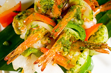 Image showing shrimps and vegetables skewers