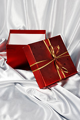 Image showing red gift box