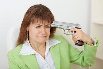 Image showing Woman tries to commit suicide - to be shot