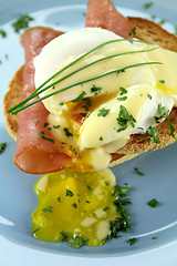 Image showing Eggs Benedict