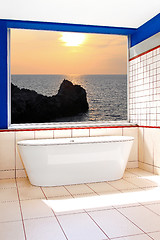 Image showing Bathtub window