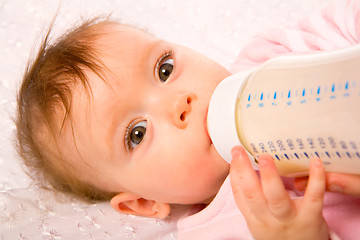 Image showing Baby eating