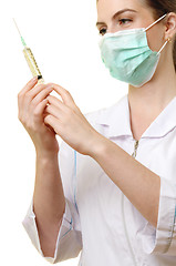 Image showing woman paramedic with syringe