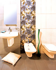 Image showing Floral bathroom