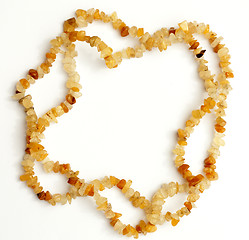 Image showing Yellow jade chip necklace