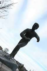 Image showing Running Man Statue