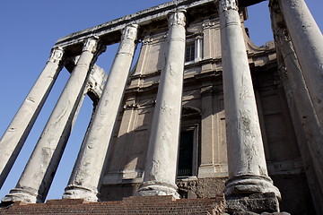 Image showing Antonin and Faustine temple in Rome