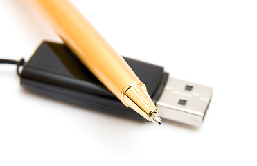 Image showing Pen and flash drive