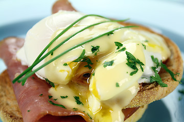 Image showing Eggs Benedict