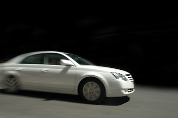 Image showing white car