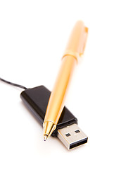 Image showing Pen and flash drive 