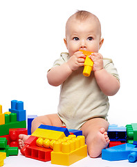 Image showing Little boy with building bricks