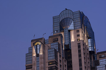 Image showing top of San Francisco skyscraper hotel at dawn