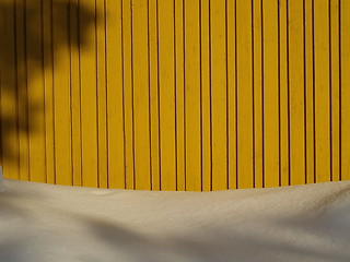 Image showing yellow and white