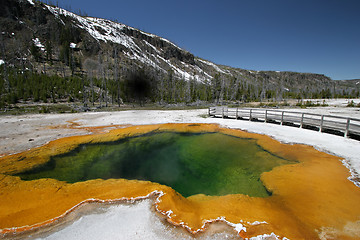 Image showing emerald pool in yellowstone national park