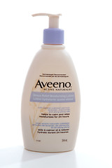 Image showing Aveeno Moisturising beauty lotion