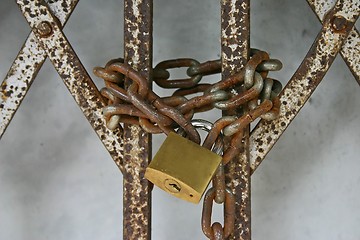 Image showing Gate Lock