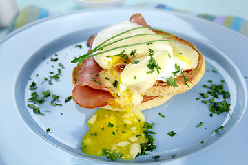 Image showing Eggs Benedict