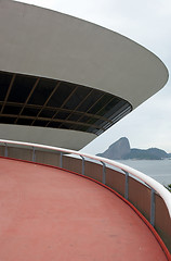 Image showing Oscar Niemeyer's Niteroi Contemporary Art Museum and Sugar Loaf, in Rio de Janeiro, Brazil