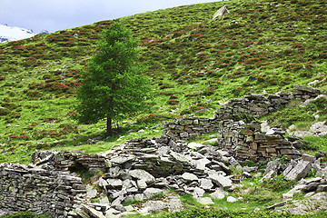 Image showing ruin on italian alps