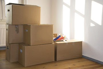 Image showing house moving