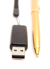 Image showing Pen and flash drive 