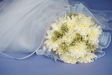 Image showing Wedding bouquet and veil