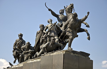 Image showing Bronze monument